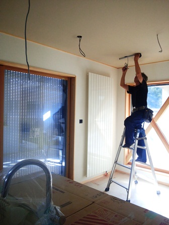 栃木の家　PSセントラル暖房器具とと外構工事と照明器具設置工事と